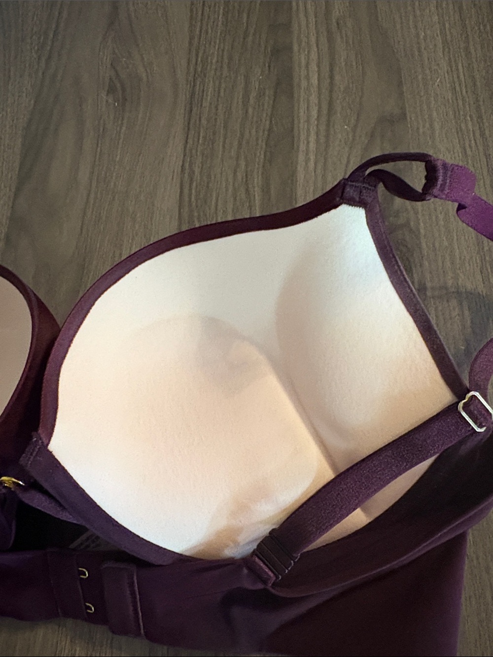 Victoria’s Secret | Bombshell Plunge - Picture 8 of 16
